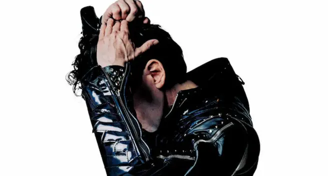 Des Rocs 'Sing Me Back to Sleep' Sound Campaign