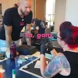 Jede Nadel und Farbe hat eine andere Charakteristik. Wie immer ist at 0:01