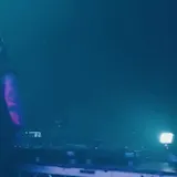 DJ plays festival set in heavy fog at 0:25