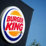 Burger King était condamné. Ils en ont fait une machine à cash. at 1:07