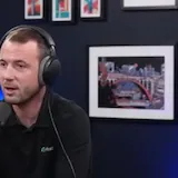 Les erreurs que font 90% des gens avec leurs cryptos, Julien Vallet at 5:22