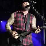 Brantley Gilbert performs Sins of the Father live at 1:43