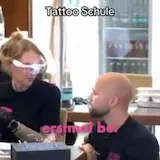 Anfängerin ein Gefühl für die richtige Tiefe entwickelt und direktes at 0:21