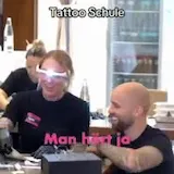 Anfängerin ein Gefühl für die richtige Tiefe entwickelt und direktes at 0:14